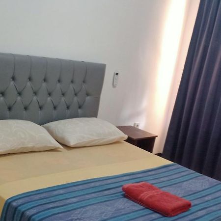 Dewi Garden Guesthouse Kuta  Eksteriør bilde