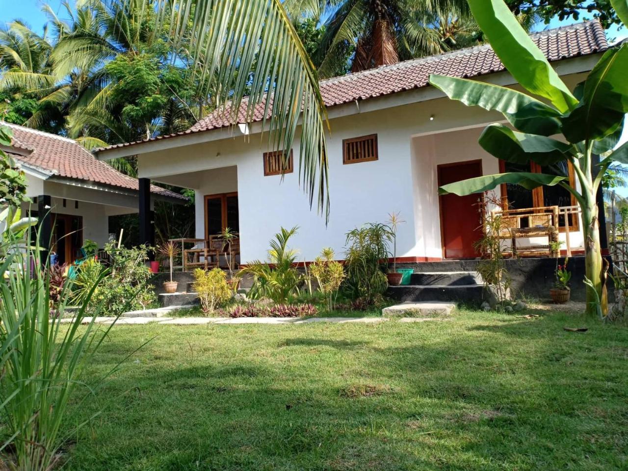 Dewi Garden Guesthouse Kuta  Eksteriør bilde